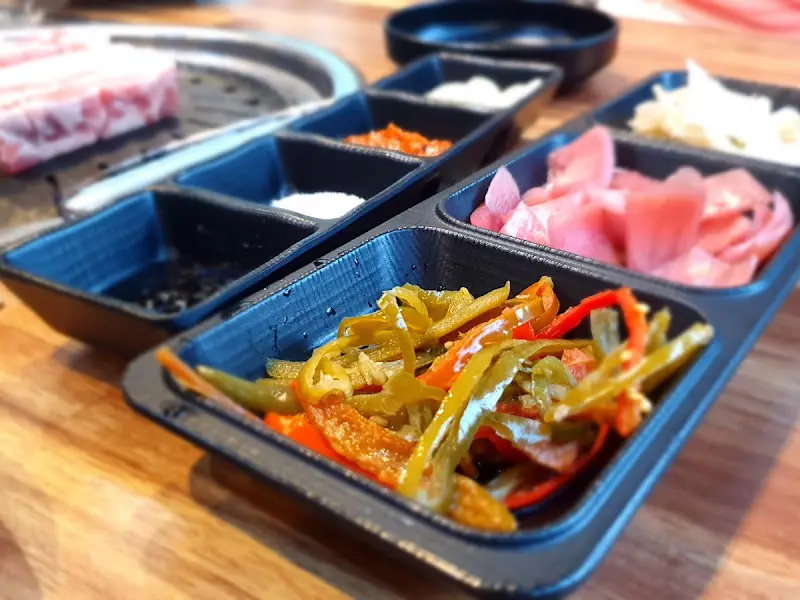 다양한 곁들임 메뉴