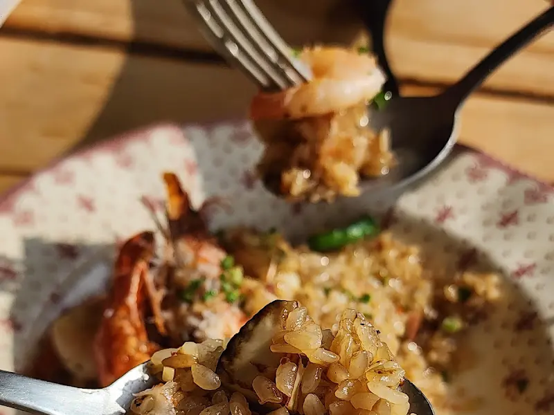 버터구이 새우 필라프