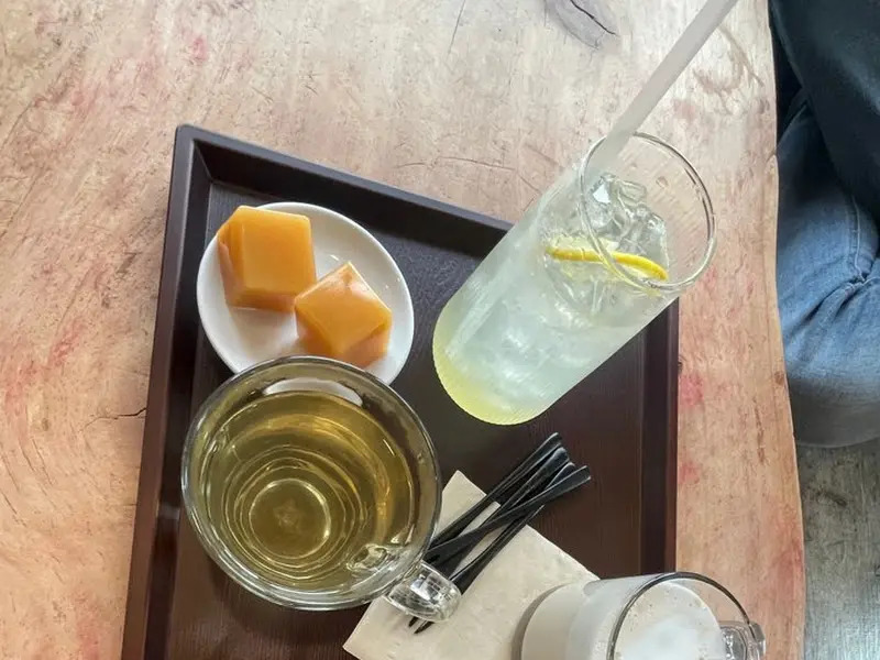 수제 에이드와 다식