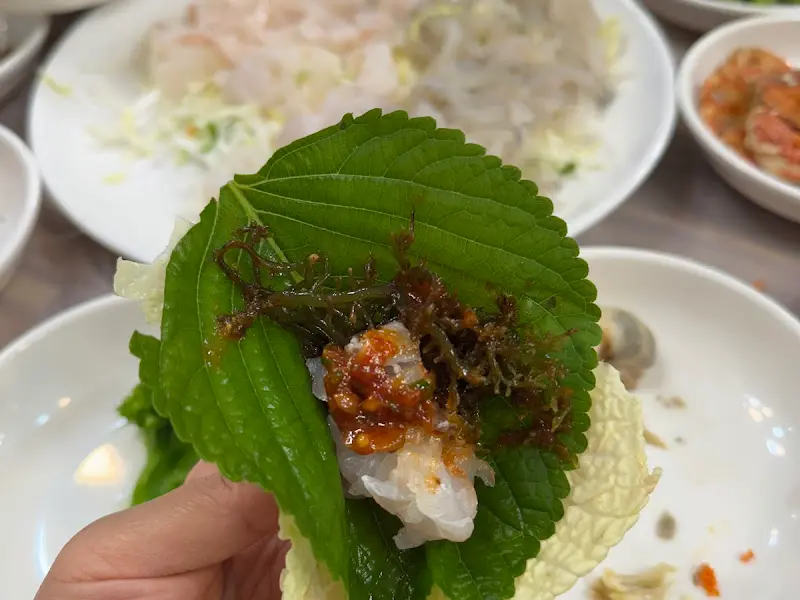 쌈으로 즐기는 도다리회