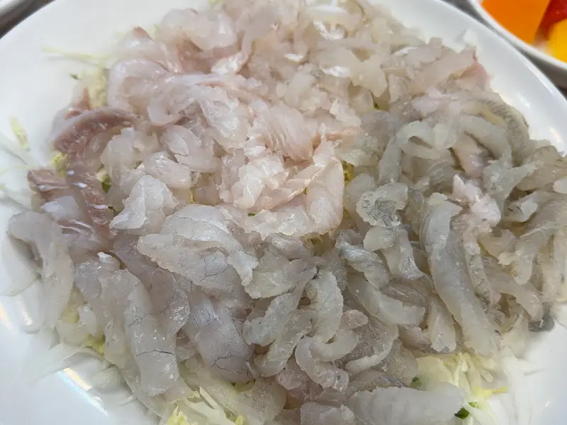 푸짐한 도다리회 한 상 차림