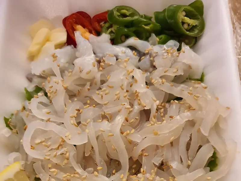 새콤달콤한 오징어초무침