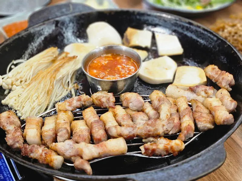 육즙 가득 삼겹살