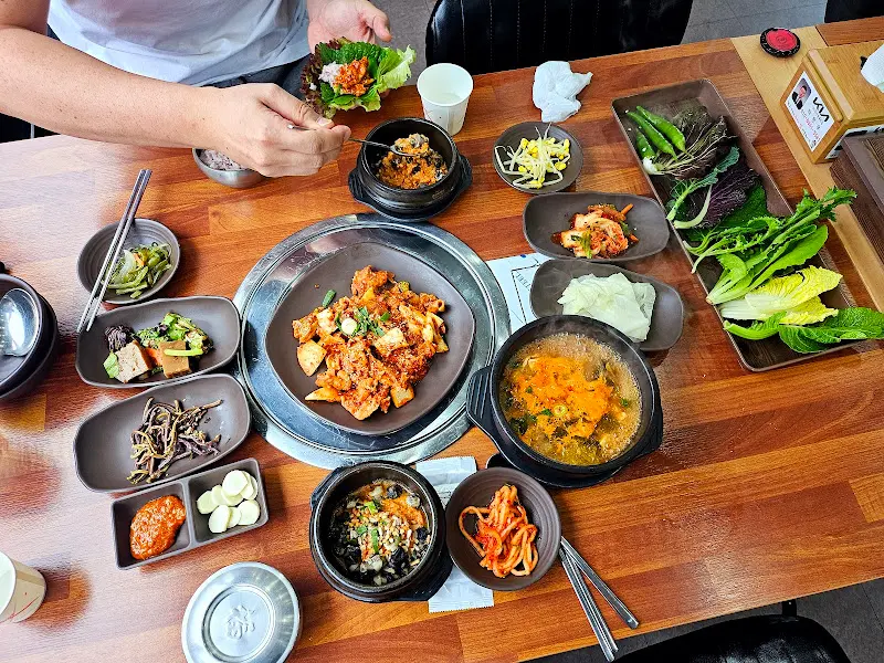 푸짐한 한상차림