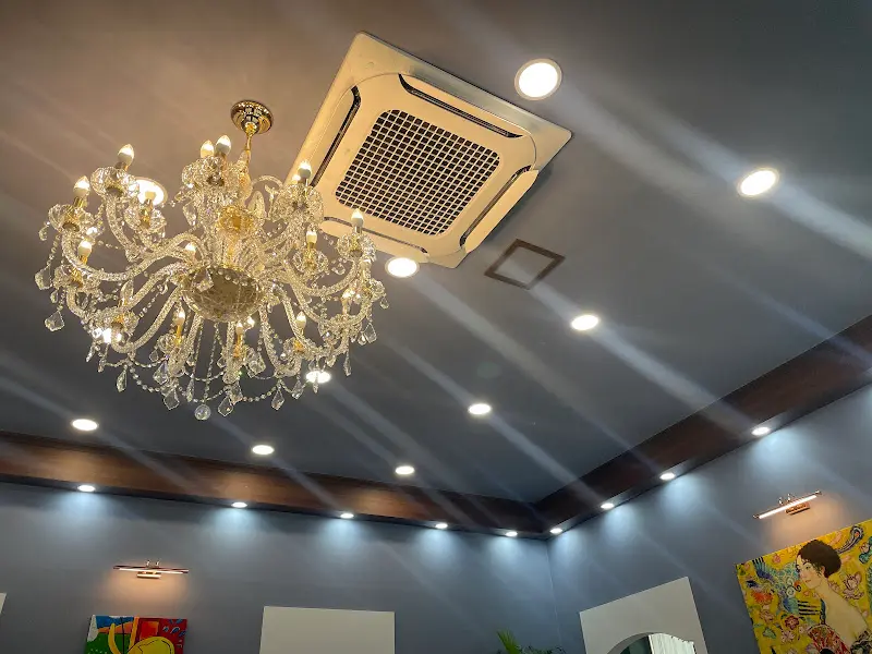 취팔선 샹들리에