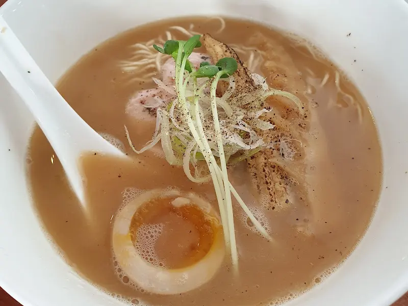 멘야로지 토리파이탄