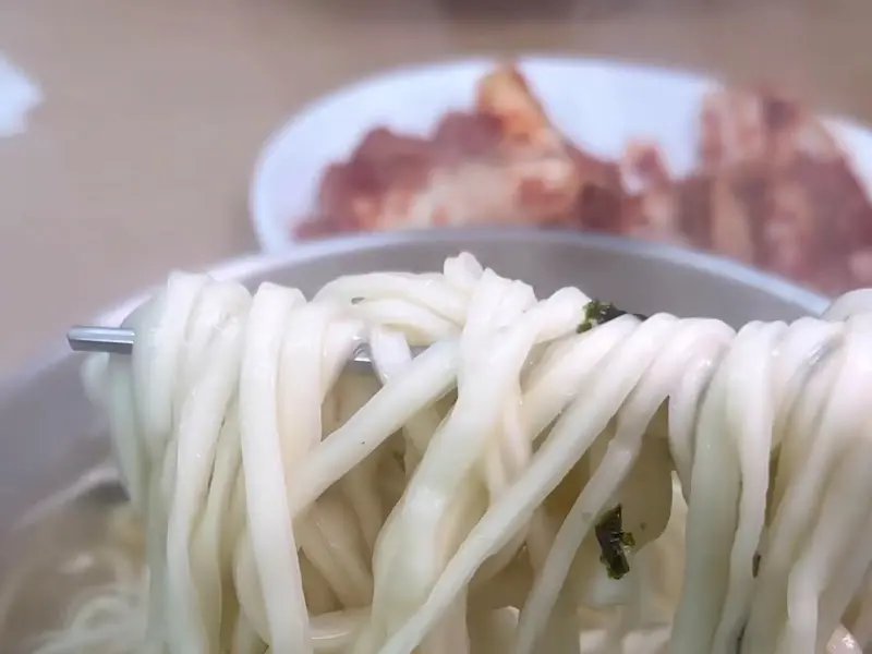 칼국수 면발