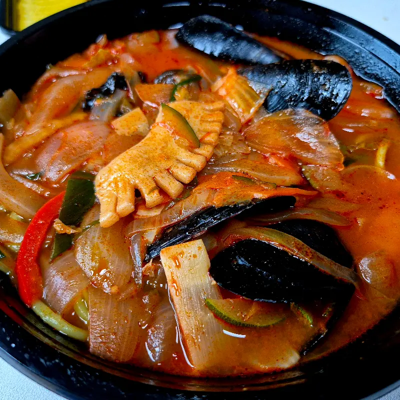 해산물이 푸짐한 짬뽕