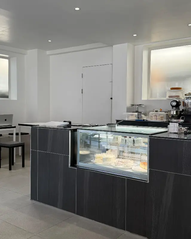 호픈 카페 내부 인테리어