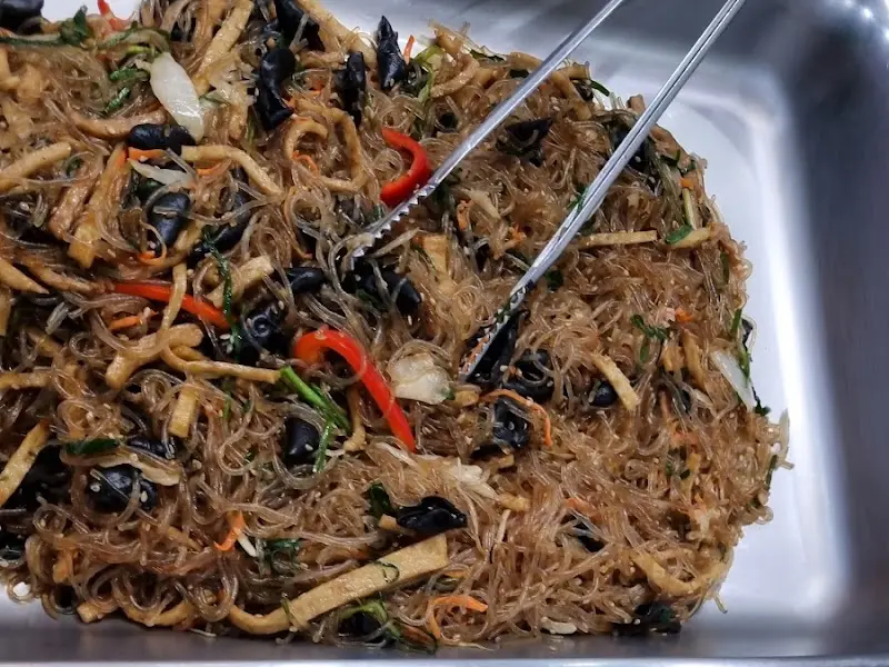 잔치상 같은 푸짐함