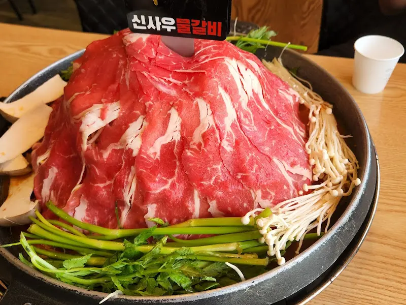 푸짐한 물갈비 한 상