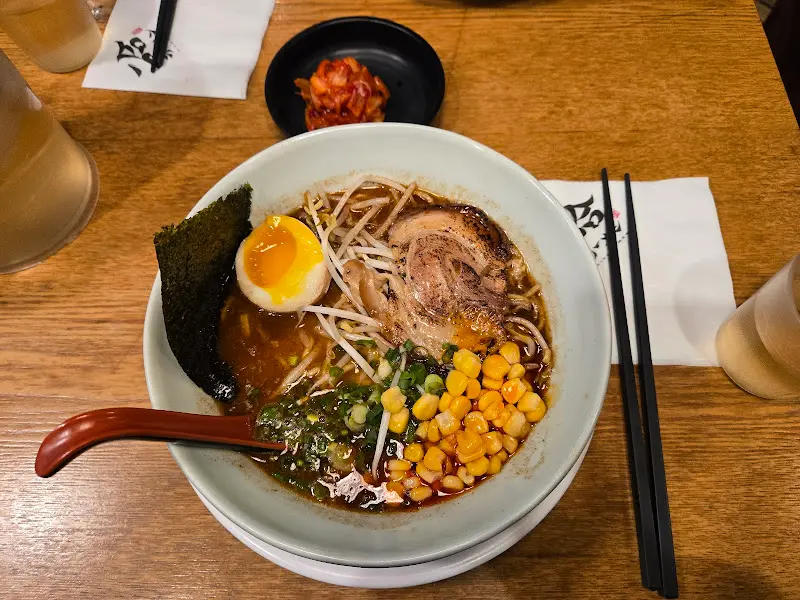 니고라멘 전체샷