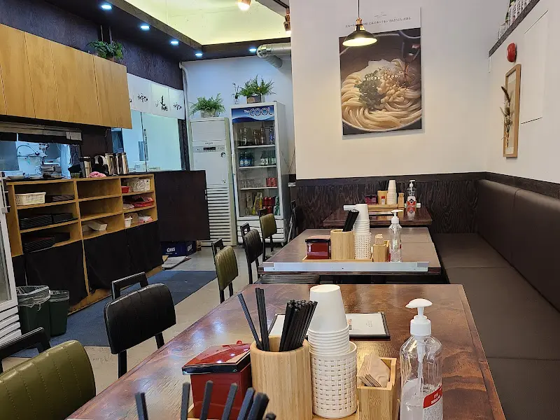 수타우동 겐 내부