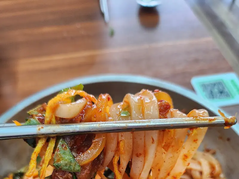 비빔 칼국수 면발