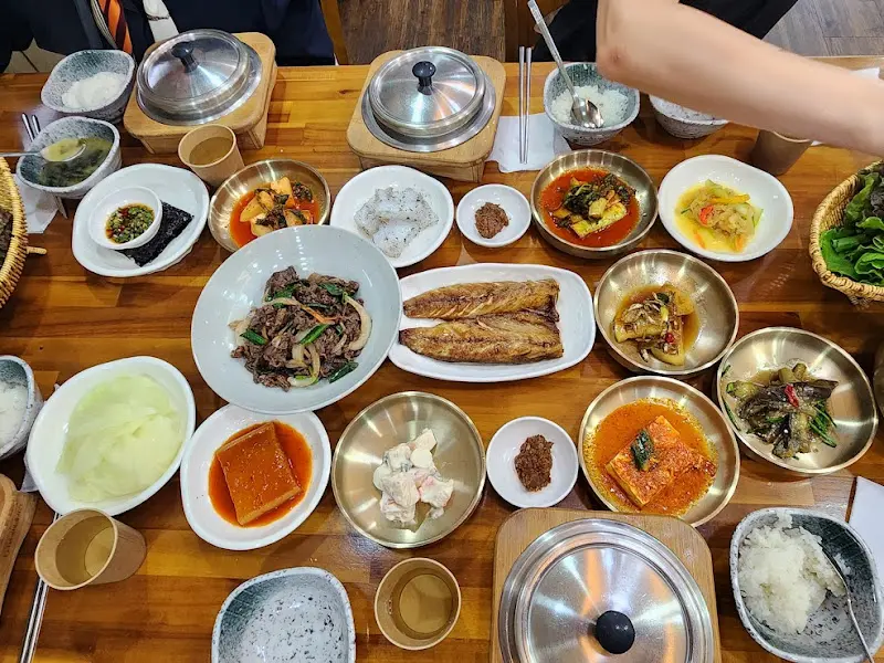 테이블 전체 샷