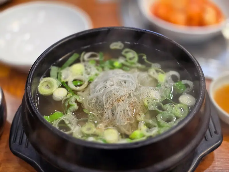 냉면 사리 투하