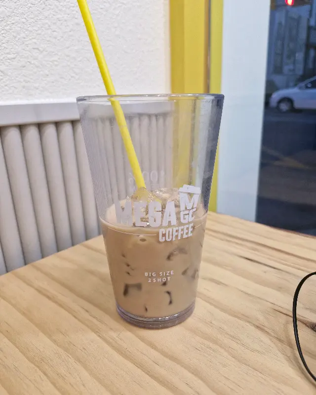 메가커피 아이스 아메리카노