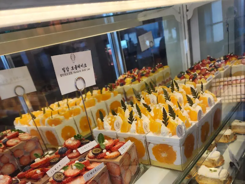 쇼케이스 케이크