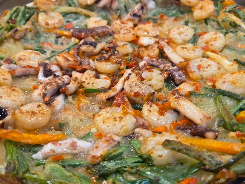 해물이 듬뿍 들어간 해물파전