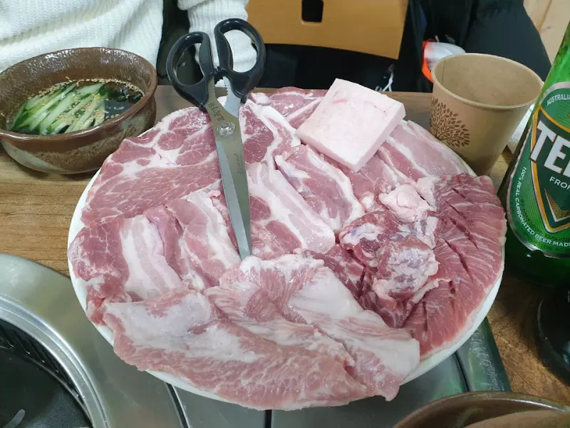 환상적인 마블링의 삼겹살