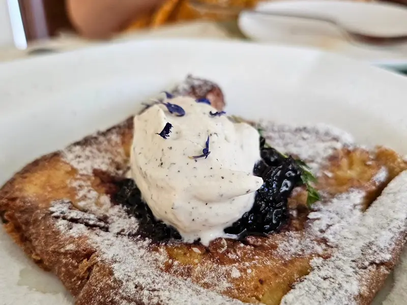 환상적인 비주얼의 얼그레이 프렌치 토스트