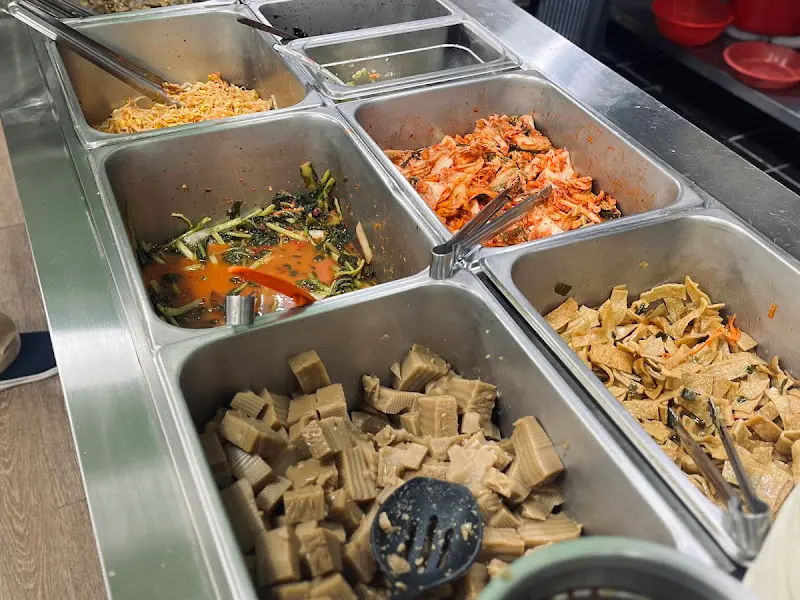 다양한 반찬 코너