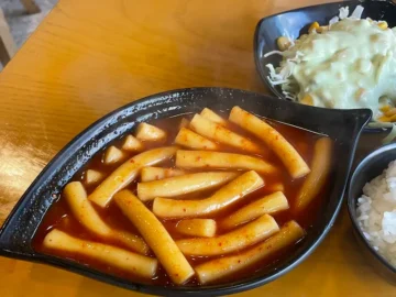 어머니 손맛 그대로, 영천 빨간지붕 냄비돈까스에서 맛보는 추억의 맛집 향수