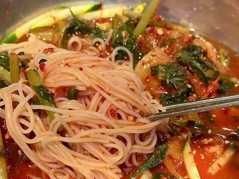 시원한 열무소박이국수