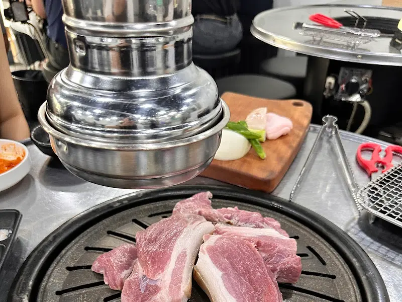 송식당 숙성 앞다리살