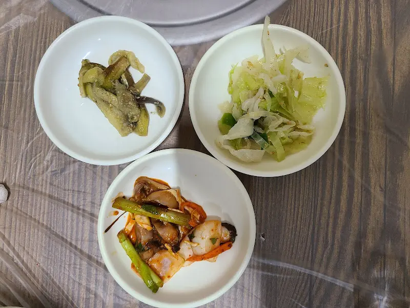 다양한 밑반찬 클로즈업