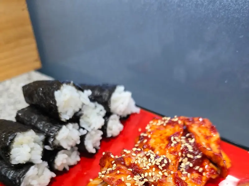 윤기가 자르르 흐르는 충무김밥