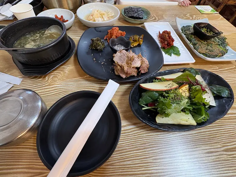 다채로운 자연밥상 한 상 차림