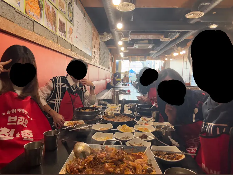 오륙도낙지 내부