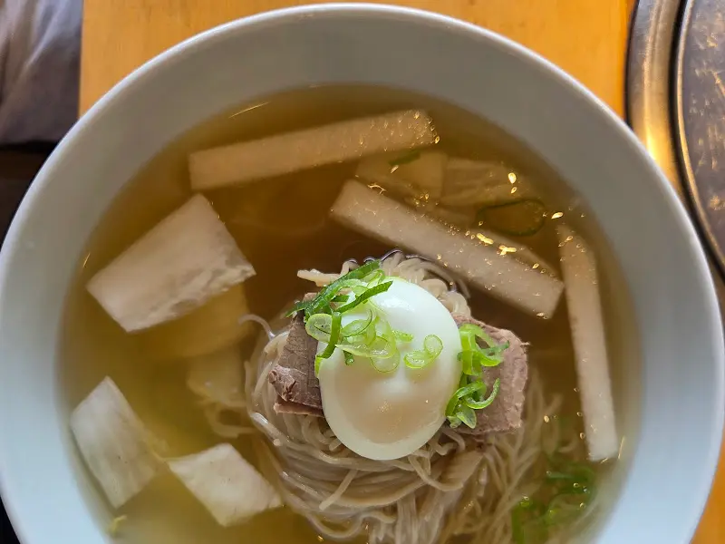 관악관의 평양냉면 항공샷