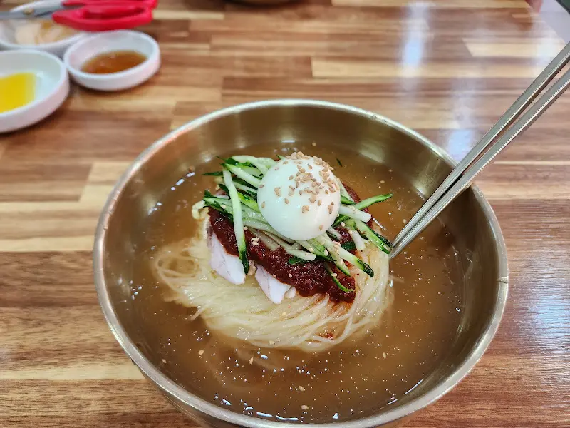 해조밀면 한 상 차림