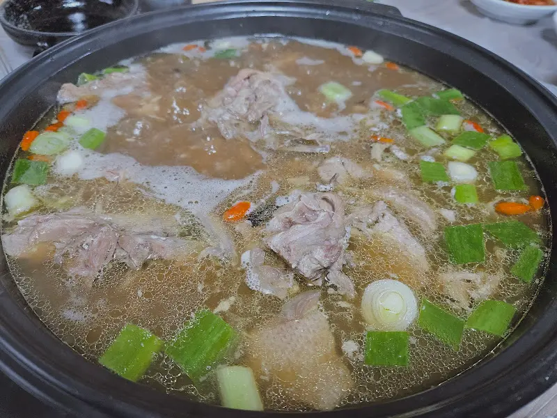 오리백숙 클로즈업