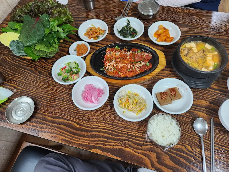 푸짐한 한 상 차림