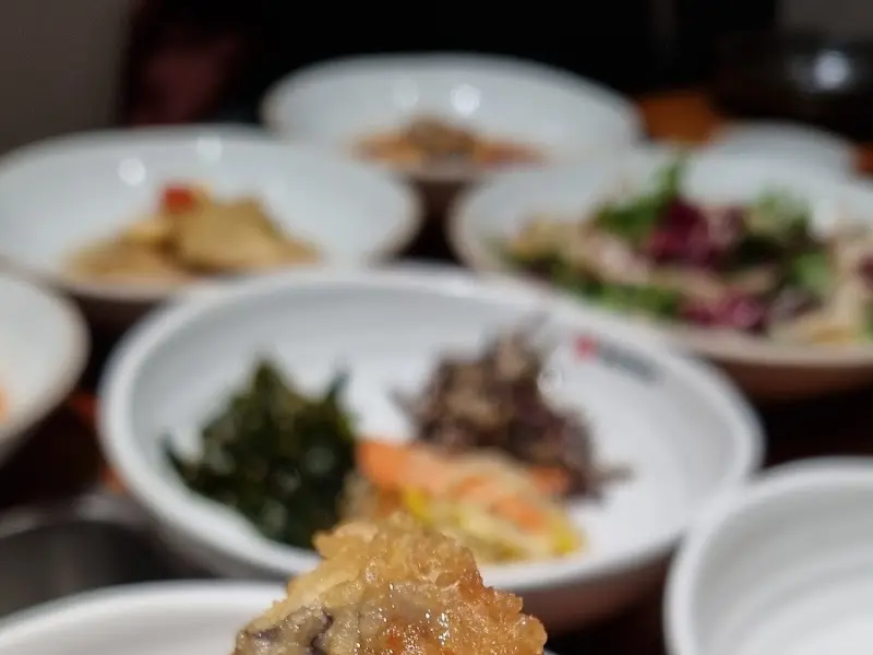 정갈한 밑반찬 클로즈업