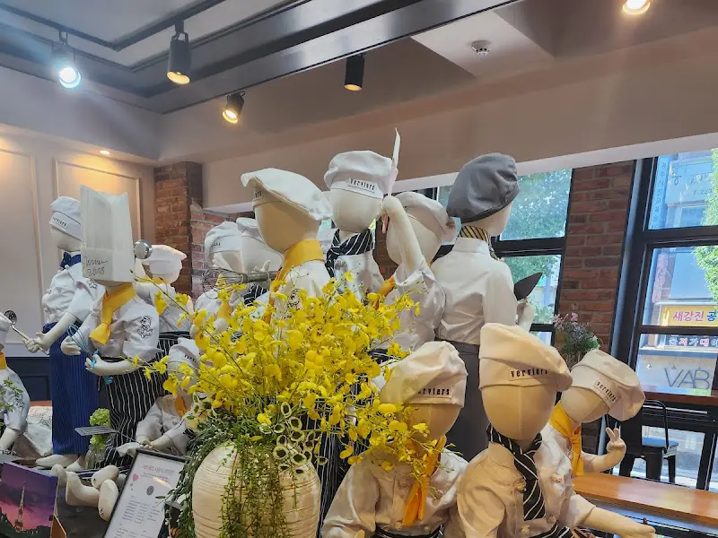 파티시에 인형 장식