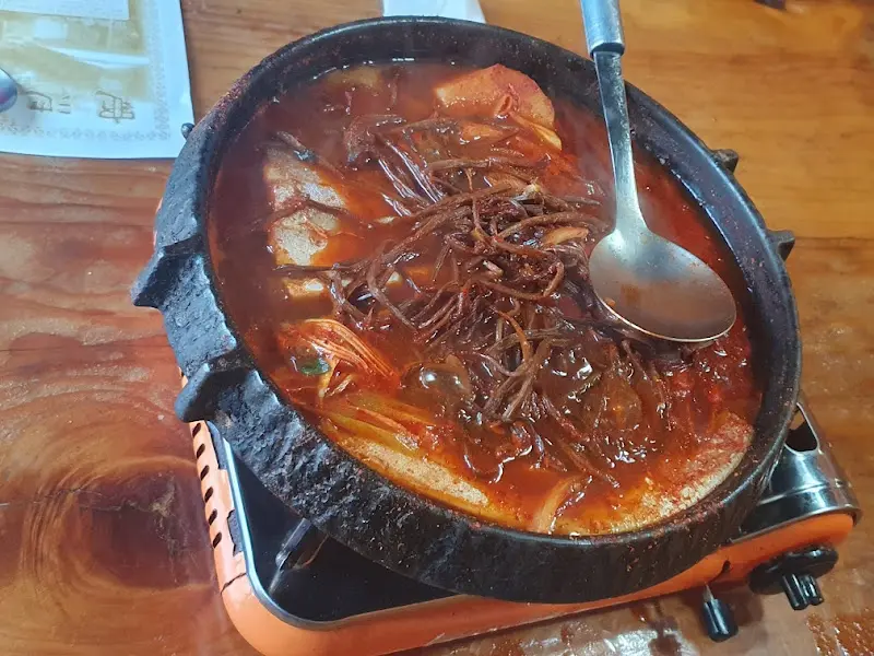 갈치조림 끓는 모습