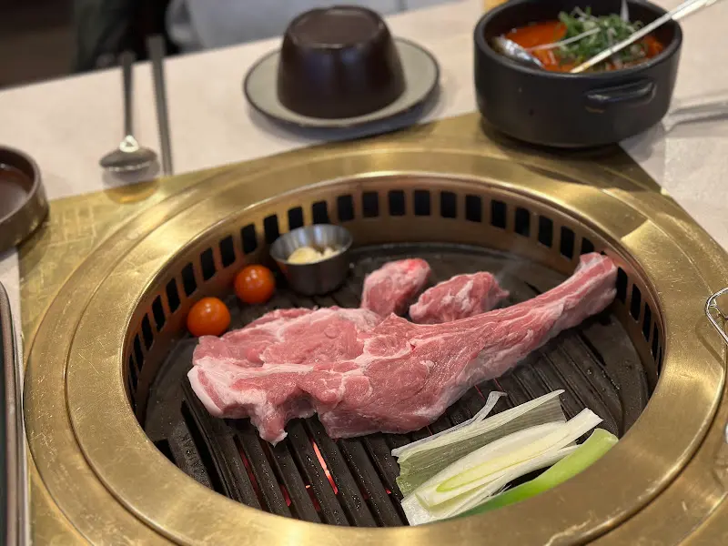 돈마호크 굽는 모습