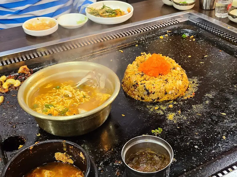 볶음밥과 된장찌개