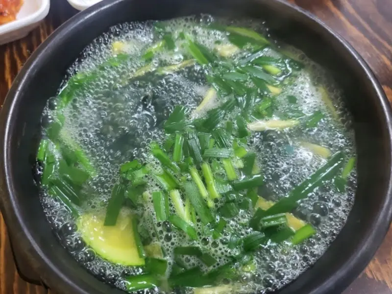 다슬기 맑은 탕