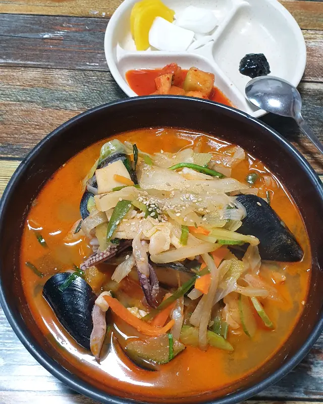푸짐한 짬뽕