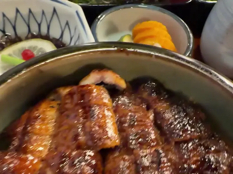 장어덮밥 근접샷