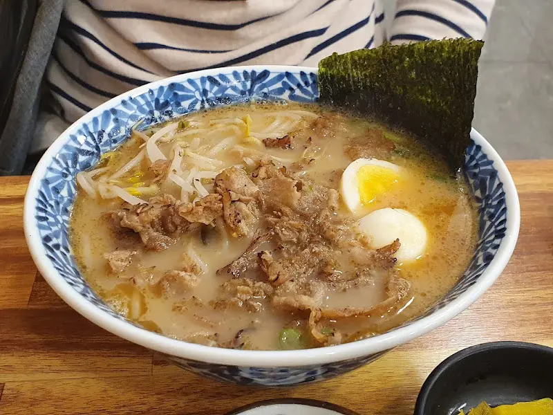 돈코츠 라멘 근접샷