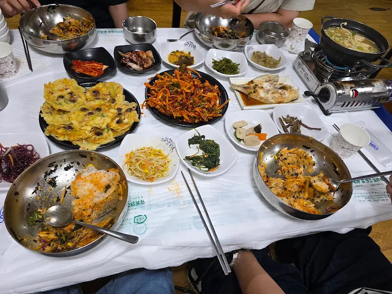 꼬막회관 꼬막백반 한 상 차림