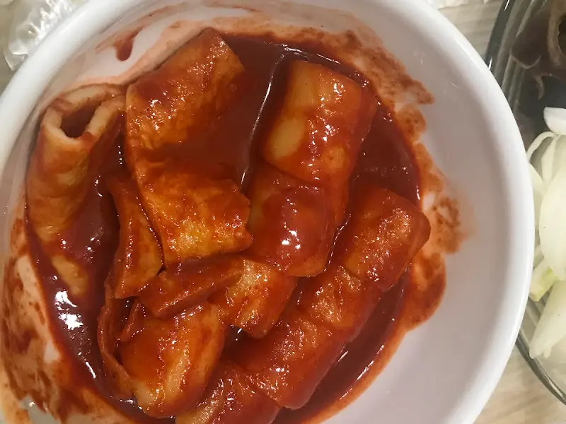 윤기가 흐르는 떡볶이