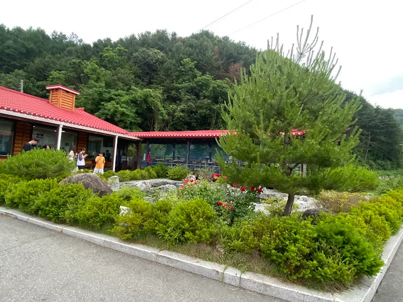 금수강산 식당 외부 전경