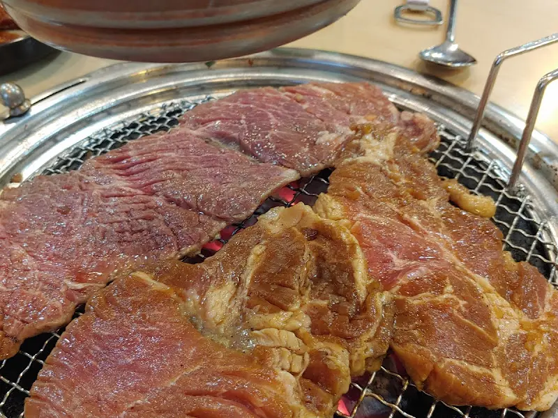 맛있게 익은 소갈비